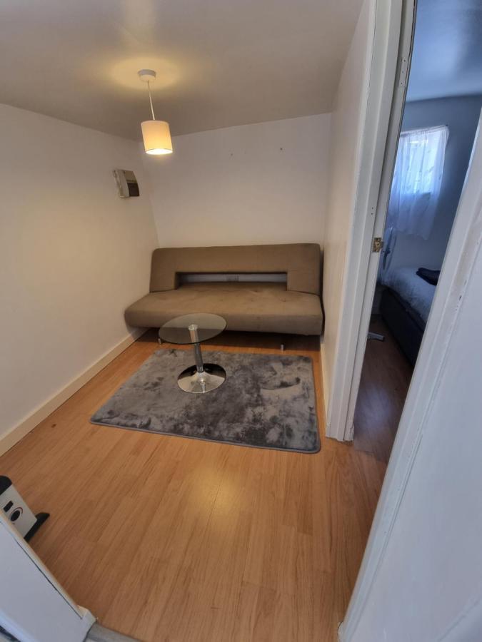 엔필드 Cosey Studio Ground Floor 아파트 외부 사진